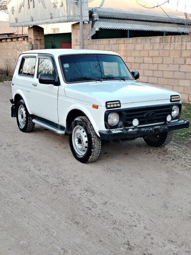LADA (VAZ) Niva 1987, 100,000 km - 1.6 l - 