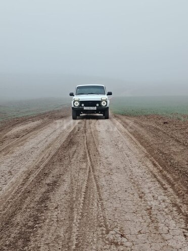 LADA (VAZ) Niva 1987, 100,000 km - 1.6 l - 