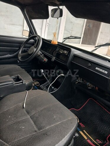 LADA (VAZ) 2107 2005, 53,000 km - 1.5 l - Salyan