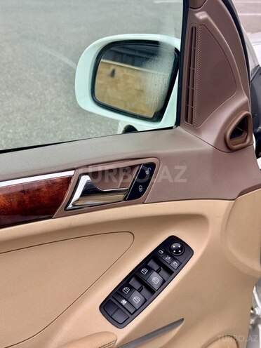 Mercedes ML 350 4MATIC 2007, 257,000 km - 3.5 l - Bakı