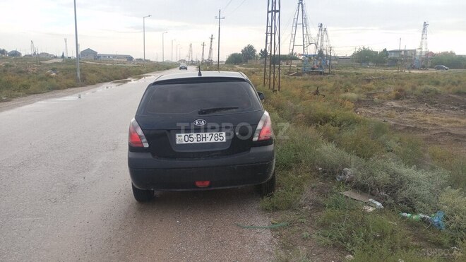 Kia Rio 2006, 300,000 km - 1.4 l - Bakı