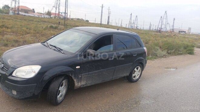 Kia Rio 2006, 300,000 km - 1.4 l - Bakı