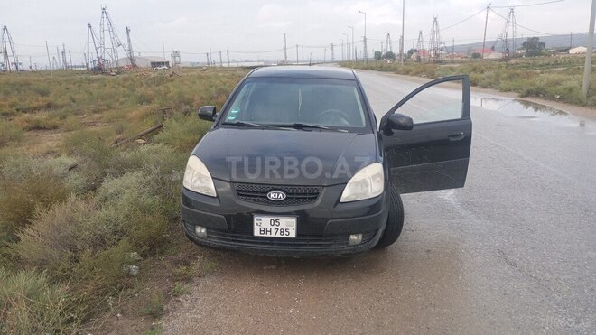 Kia Rio 2006, 300,000 km - 1.4 l - Bakı