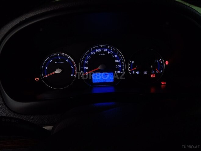 Hyundai Santa Fe 2009, 255,000 km - 2.0 l - Bərdə