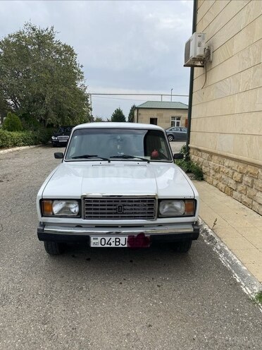 LADA (VAZ) 2107 2011, 72,000 km - 1.6 l - Naftalan