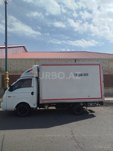 Hyundai H 100 2011, 440,000 km - 2.6 l - Naxçıvan