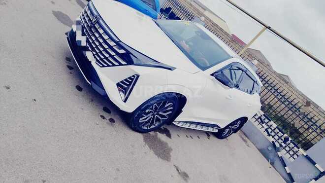 Changan  2025, 56,000 km - 1.5 l - Bakı