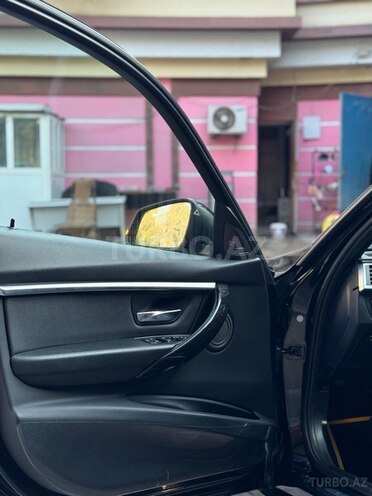 BMW  2018, 130,000 km - 2.0 l - Bakı