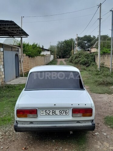 LADA (VAZ) 2107 2004, 73,000 km - 1.6 l - Salyan