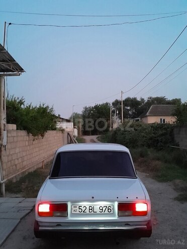 LADA (VAZ) 2107 2004, 73,000 km - 1.6 l - Salyan