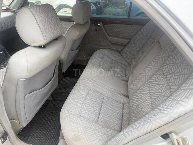 Mercedes C 200 1994, 182,529 km - 2.0 л - Bakı