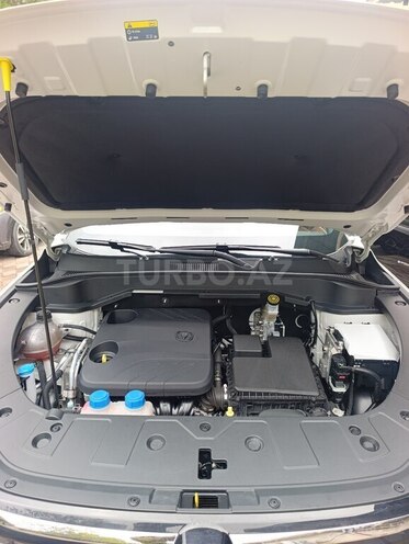 Changan  2025, 28,000 km - 1.5 l - Bakı