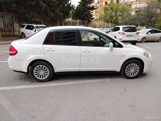 Nissan Tiida 2011, 130,600 km - 1.5 l - Bakı