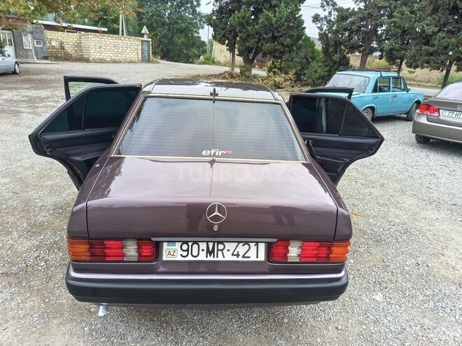 Mercedes 190 1992, 251,455 km - 2.0 l - Bərdə