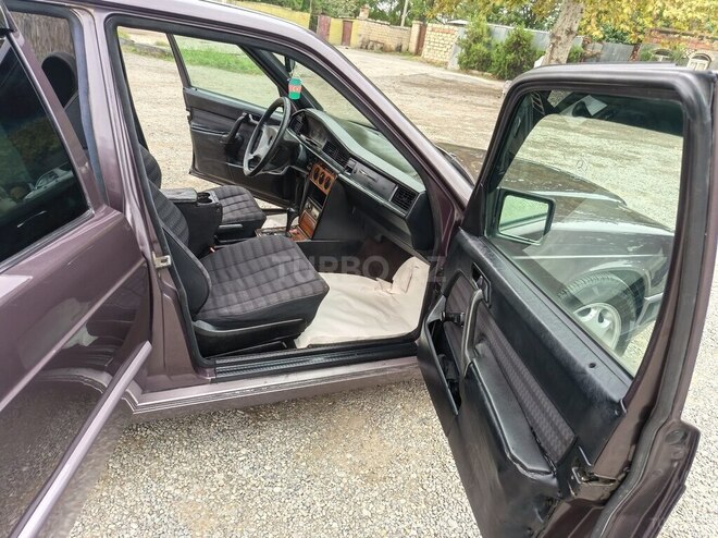 Mercedes 190 1992, 251,455 km - 2.0 l - Bərdə