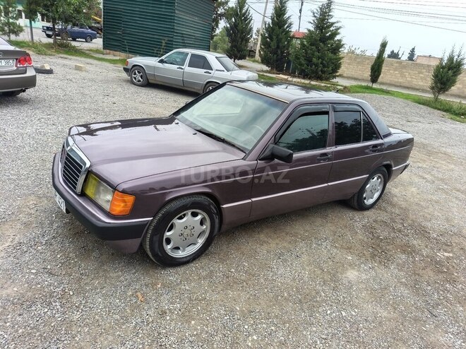 Mercedes 190 1992, 251,455 km - 2.0 l - Bərdə