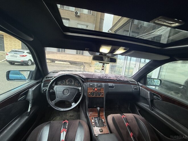 Mercedes E 230 1996, 245,480 km - 2.3 l - Bakı