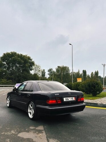 Mercedes E 270 2000, 502,000 km - 2.7 l - Ağcabədi