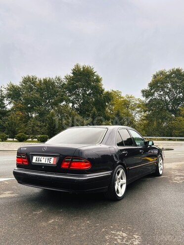 Mercedes E 270 2000, 502,000 km - 2.7 l - Ağcabədi
