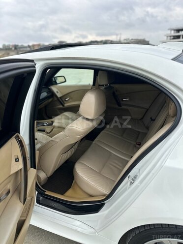 BMW 525 2005, 253,000 km - 2.5 l - Bakı