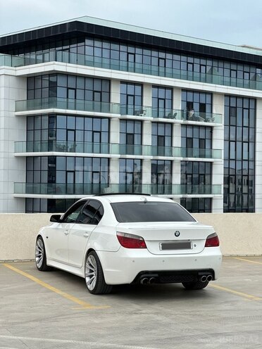 BMW 525 2005, 253,000 km - 2.5 l - Bakı