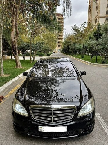Mercedes S 500 2006, 246,000 km - 5.5 l - Bakı
