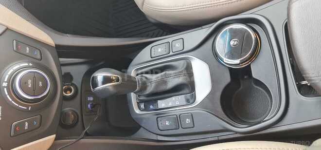 Hyundai Santa Fe 2016, 150,000 km - 2.0 l - Bakı