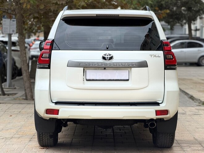 Toyota Land Cruiser Prado 2018, 195,000 km - 3.0 l - Bakı