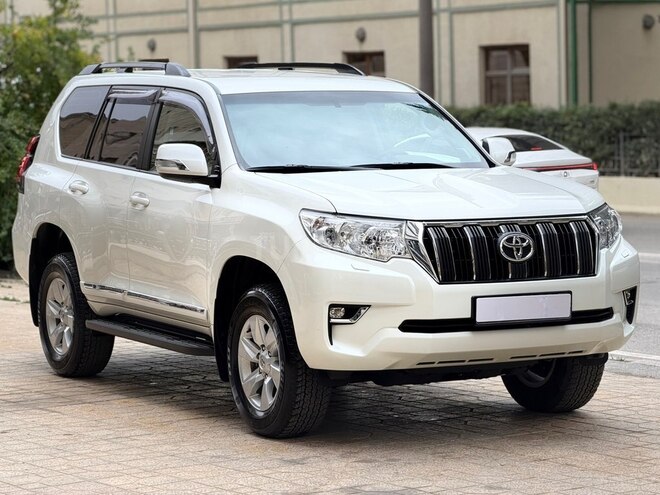 Toyota Land Cruiser Prado 2018, 195,000 km - 3.0 l - Bakı