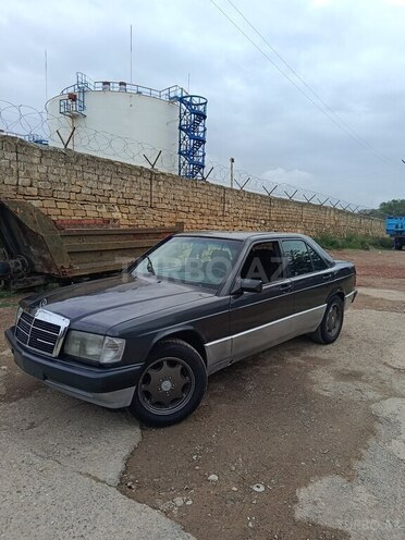 Mercedes 190 1992, 300,000 km - 2.5 l - Bakı
