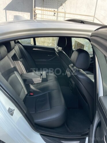 BMW  2015, 201,000 km - 2.0 л - Astara