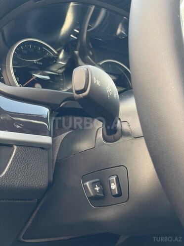 BMW  2015, 201,000 km - 2.0 л - Astara