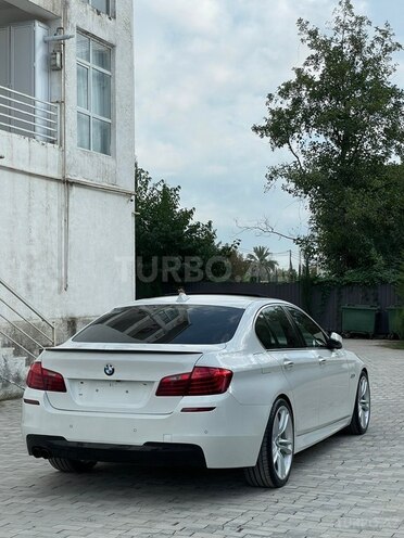 BMW  2015, 201,000 km - 2.0 л - Astara
