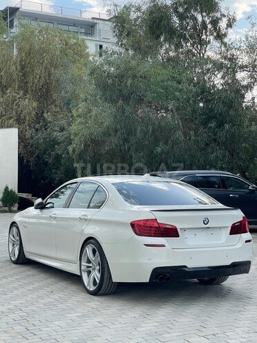 BMW  2015, 201,000 km - 2.0 л - Astara