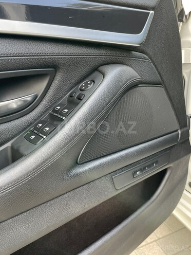 BMW  2015, 201,000 km - 2.0 л - Astara
