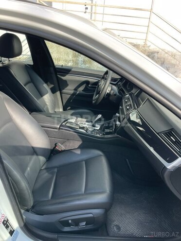 BMW  2015, 201,000 km - 2.0 л - Astara