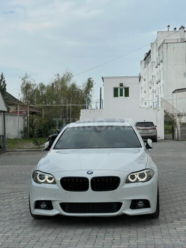 BMW  2015, 201,000 km - 2.0 л - Astara