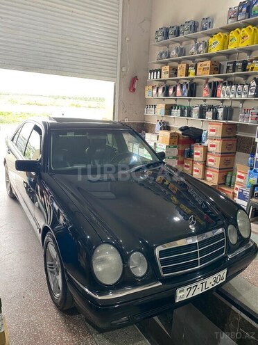 Mercedes E 280 1999, 430,000 km - 2.8 l - Bakı