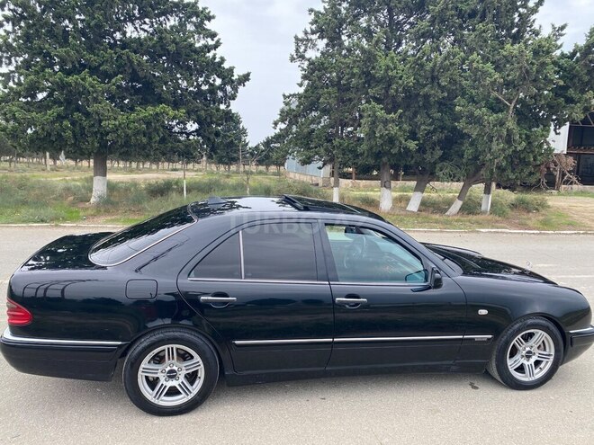 Mercedes E 280 1999, 430,000 km - 2.8 l - Bakı