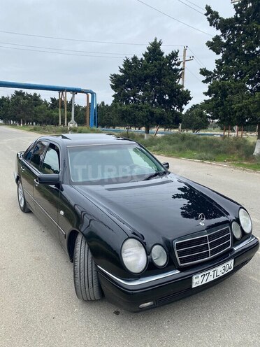 Mercedes E 280 1999, 430,000 km - 2.8 l - Bakı