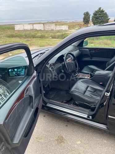 Mercedes E 280 1999, 430,000 km - 2.8 l - Bakı