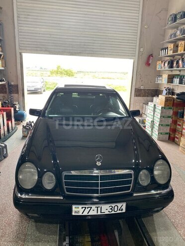 Mercedes E 280 1999, 430,000 km - 2.8 l - Bakı