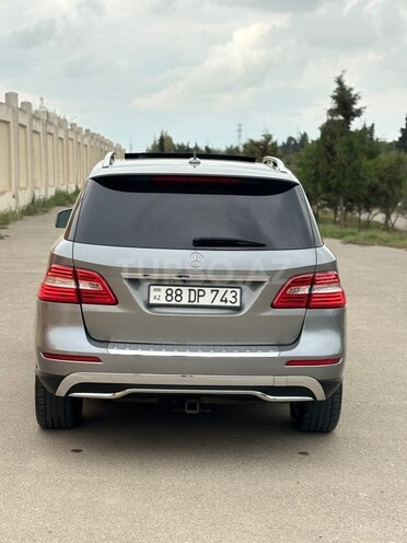 Mercedes ML 350 4MATIC 2011, 216,500 km - 3.5 l - Bakı