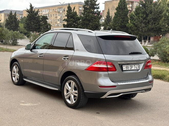 Mercedes ML 350 4MATIC 2011, 216,500 km - 3.5 l - Bakı