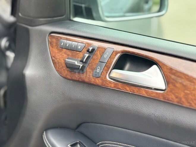 Mercedes ML 350 4MATIC 2011, 216,500 km - 3.5 l - Bakı
