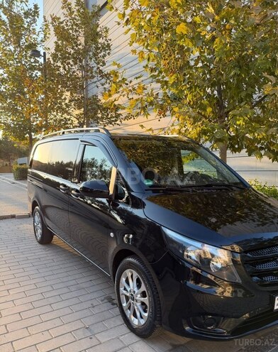 Mercedes Vito 2018, 350,000 km - 2.1 l - Bakı