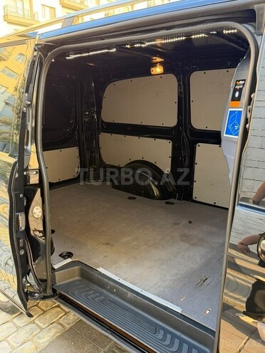 Mercedes Vito 2018, 350,000 km - 2.1 l - Bakı