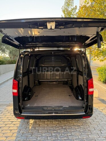 Mercedes Vito 2018, 350,000 km - 2.1 l - Bakı