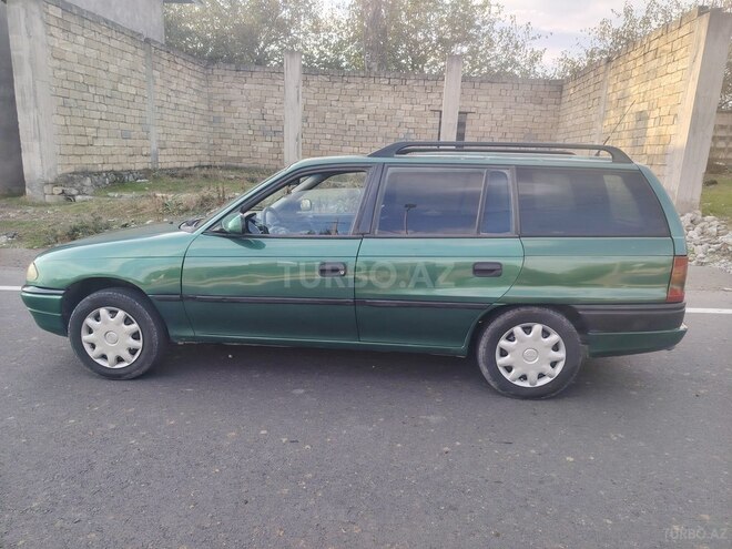 Opel Astra 1996, 510,000 km - 1.6 л - Şəki