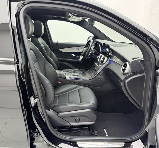 Mercedes GLC 300 4MATIC 2020, 108,500 km - 2.0 л - Bakı